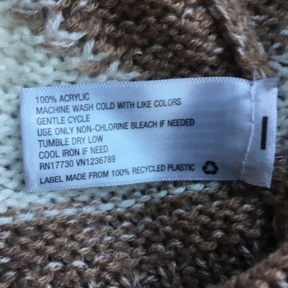 Mossimo // Tan, Cream Chunky Sweater Cardigan M - Picture 8 of 8